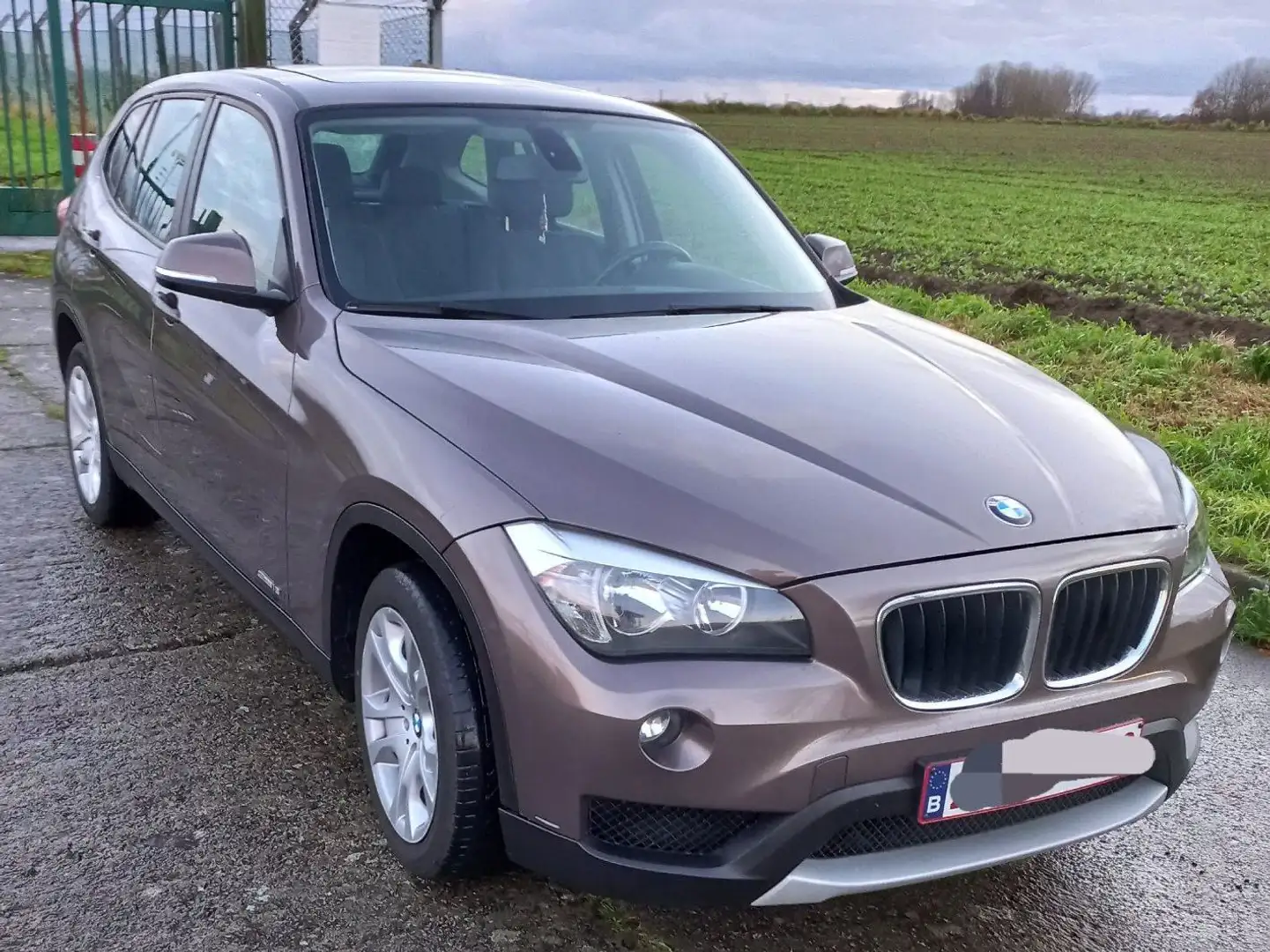 BMW X1 X1 2.0 d sDrive18 Brun - 2