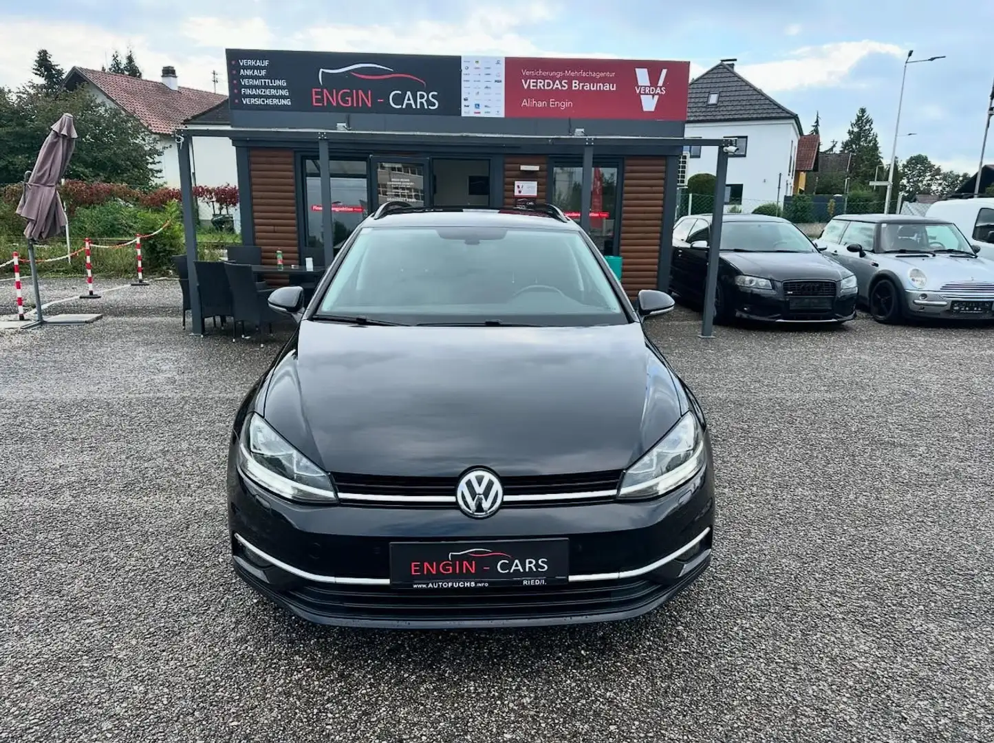 Volkswagen Golf Variant Highline 1,6 TDI DSG Schwarz - 2