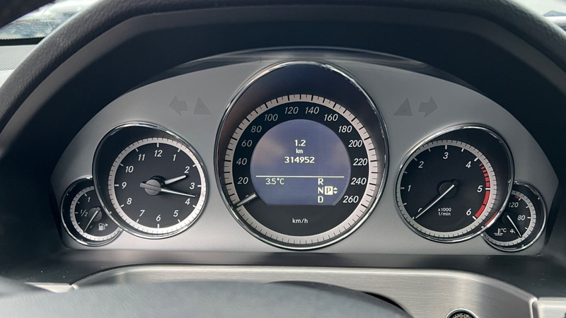 Mercedes-Benz E 350 CDI BlueEfficiency 4Matic  Avantgarde — photo 12