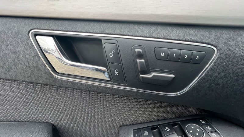 Mercedes-Benz E 350 CDI BlueEfficiency 4Matic  Avantgarde — photo 15