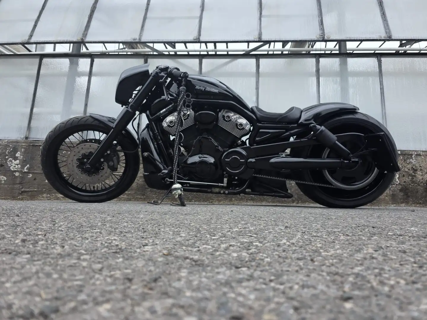 Harley-Davidson V-Rod VRSCD Black - 1