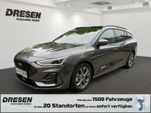 Ford Focus ST Line X Turnier 1,0l EcoBoost AT AHK abnehmbar N