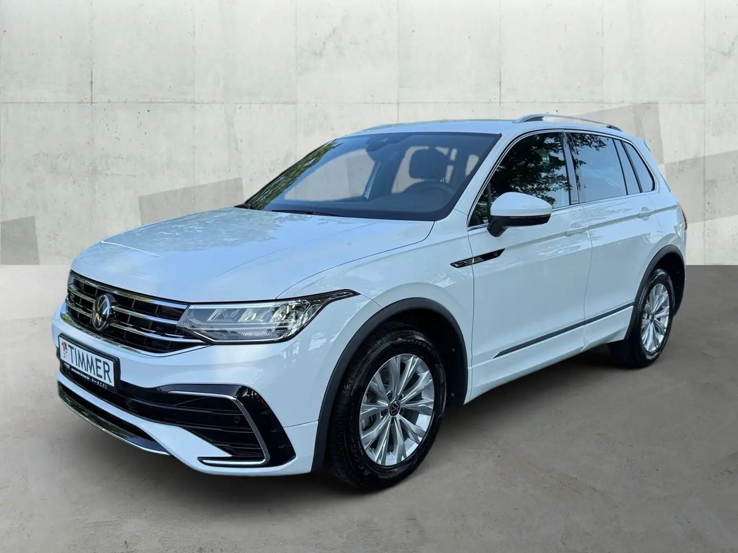 Volkswagen Tiguan 2.0 TDI DSG R-LINE *AHK *RKAM *TRAVEL *LED *ACC * Weiß - 2