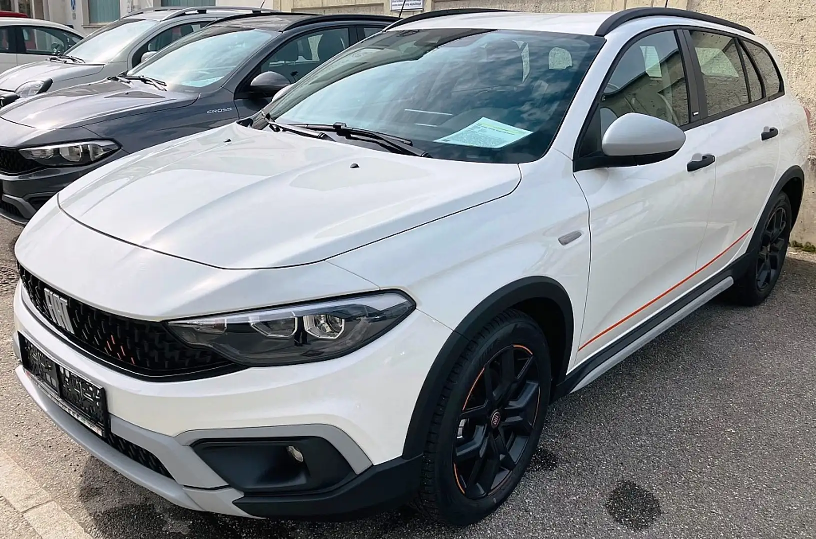 Fiat Tipo Cross FireFly Turbo 100 Garmin Blanc - 2
