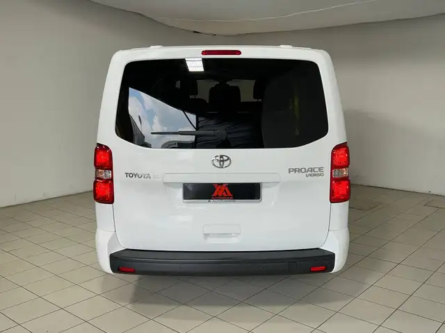 Toyota Proace view 5