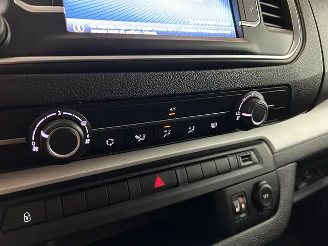 Toyota Proace view 15