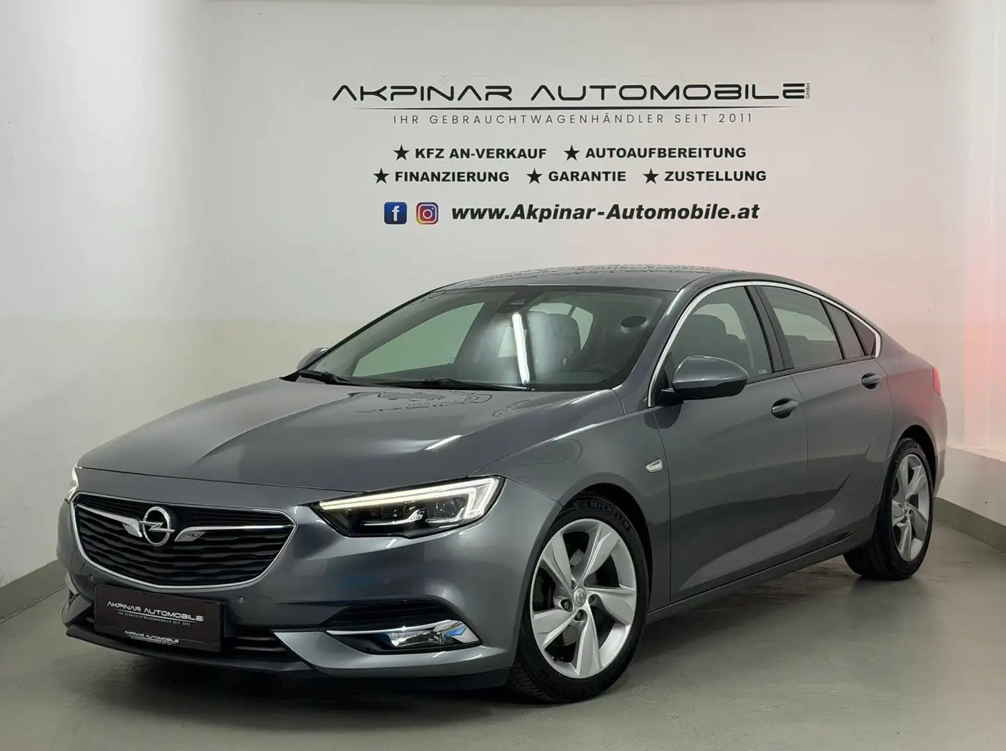 Opel Insignia Grand Sport 2.0 CDTI ACC - NAVI - LED Grau - 1