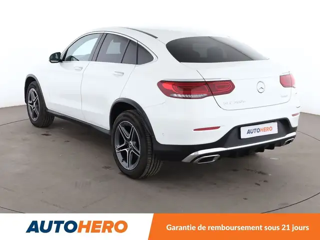 Mercedes-Benz GLC view 4