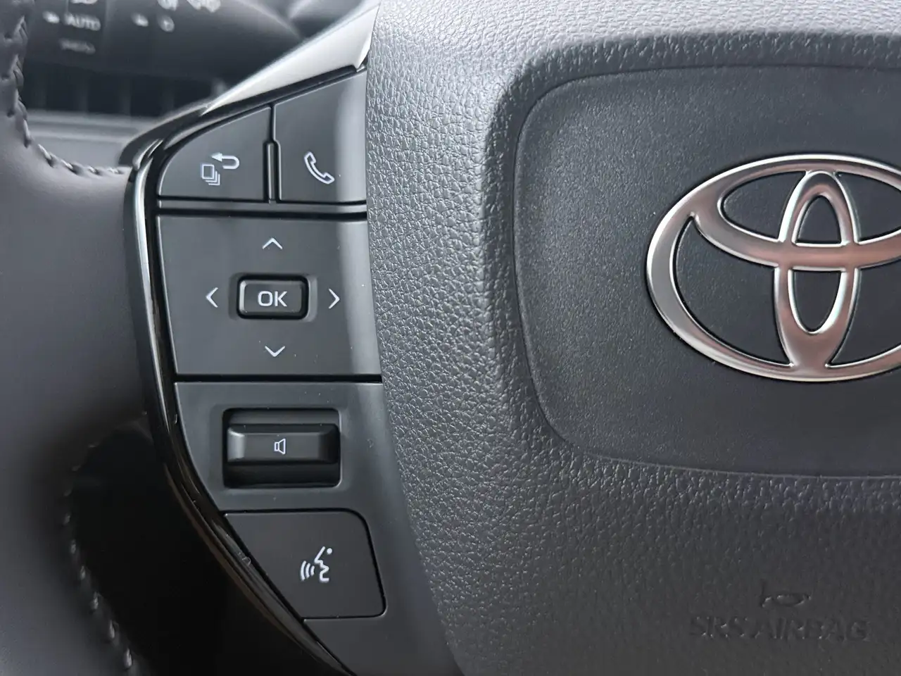 Toyota C-HR 2026 — фото 6