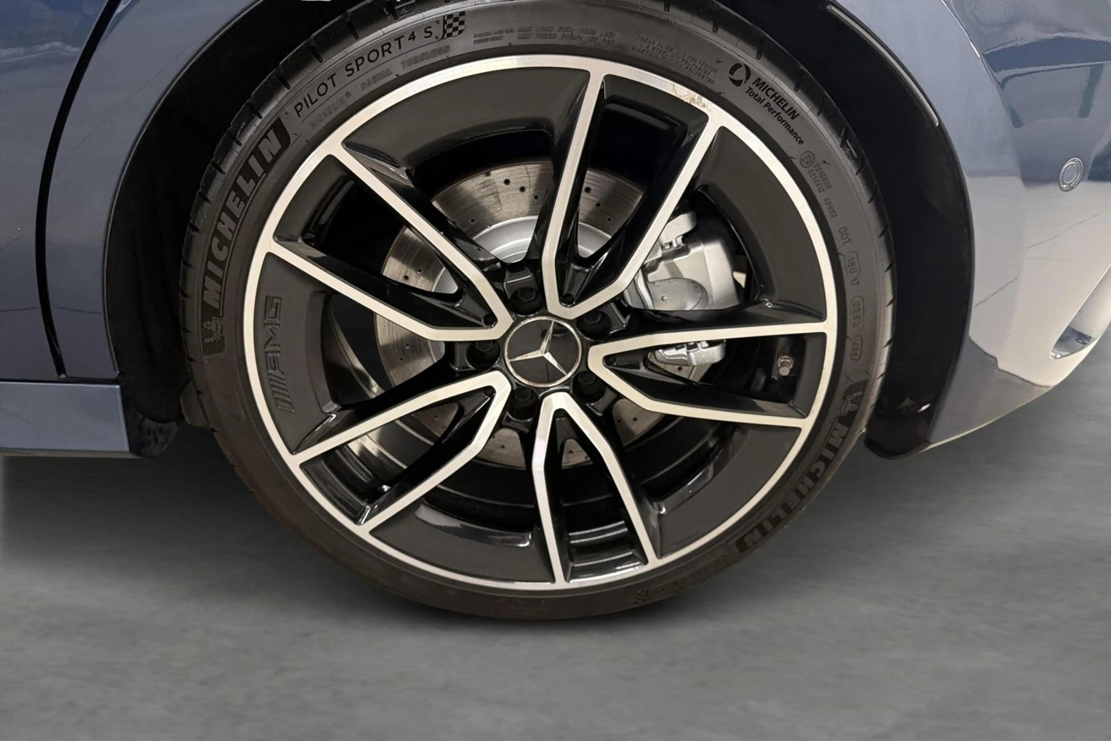 Mercedes-Benz A 35 AMG A 4MATIC — photo 8