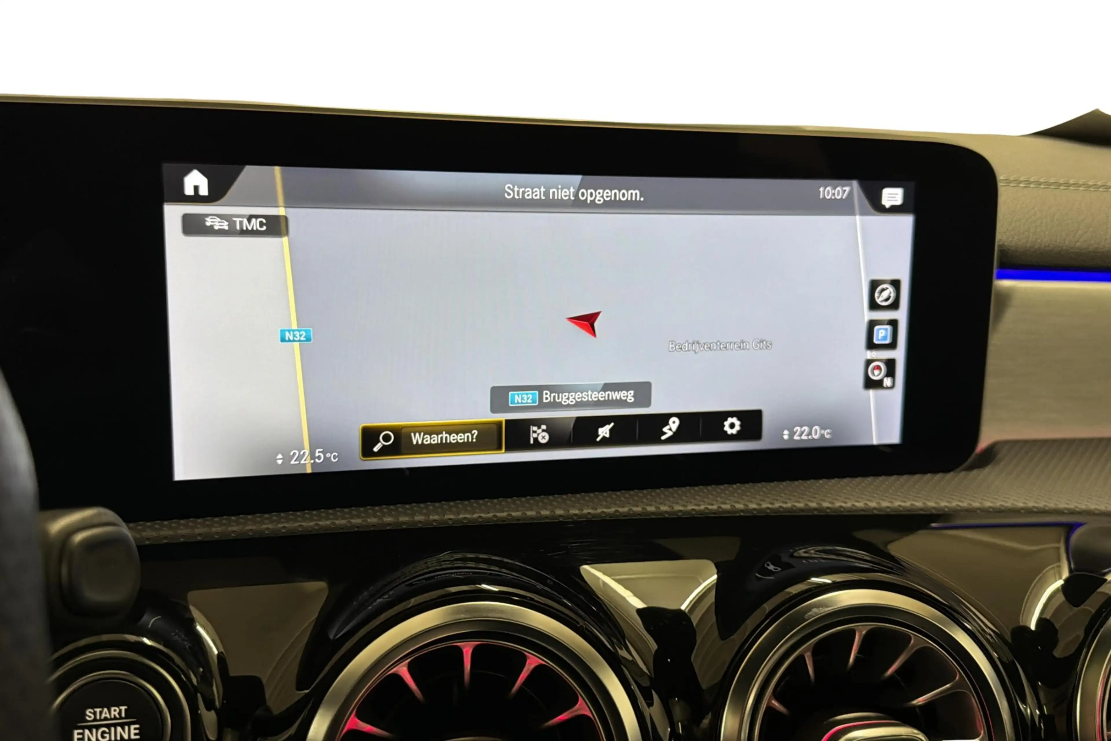 Mercedes-Benz A 35 AMG A 4MATIC — photo 13