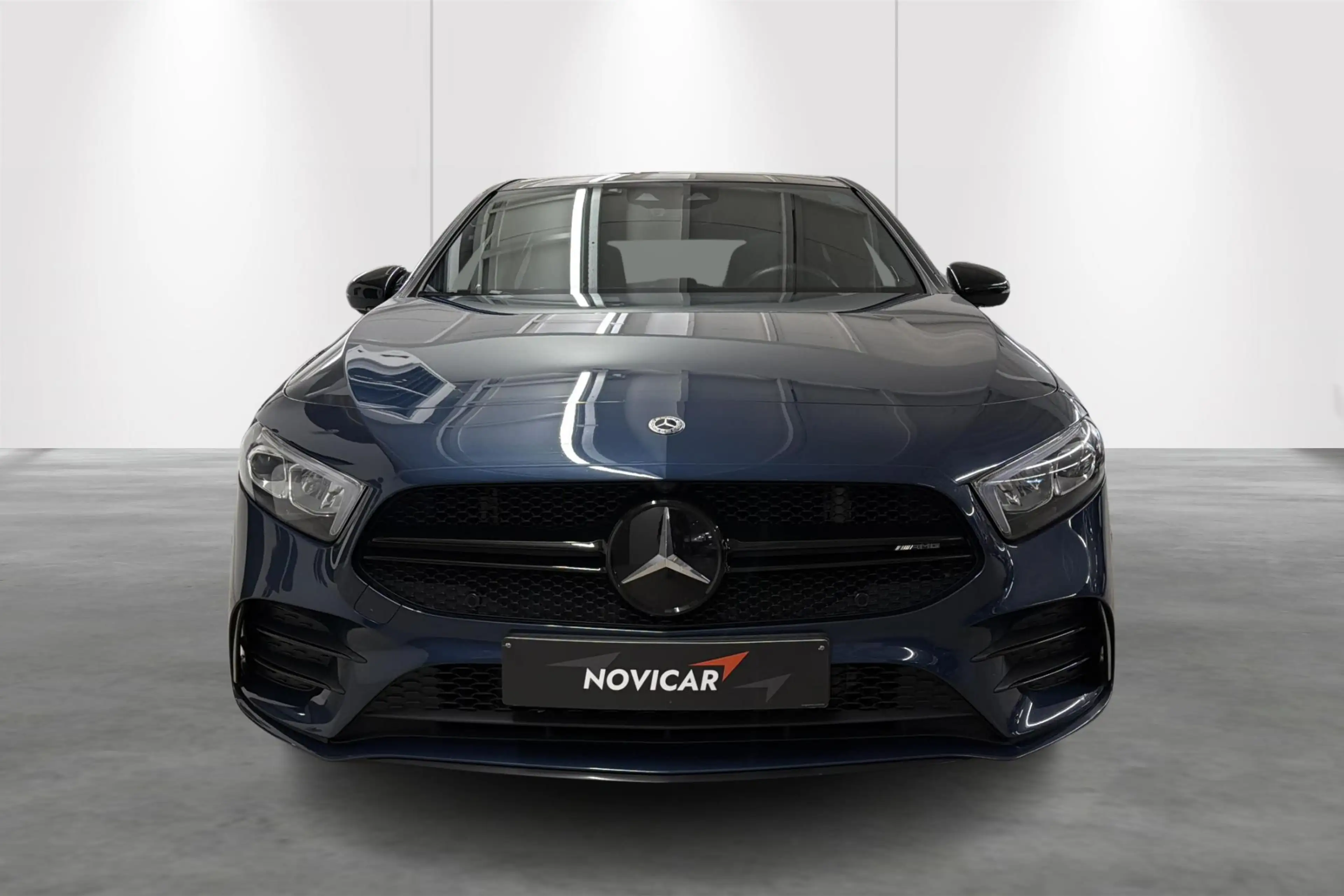Mercedes-Benz A 35 AMG A 4MATIC — photo 4