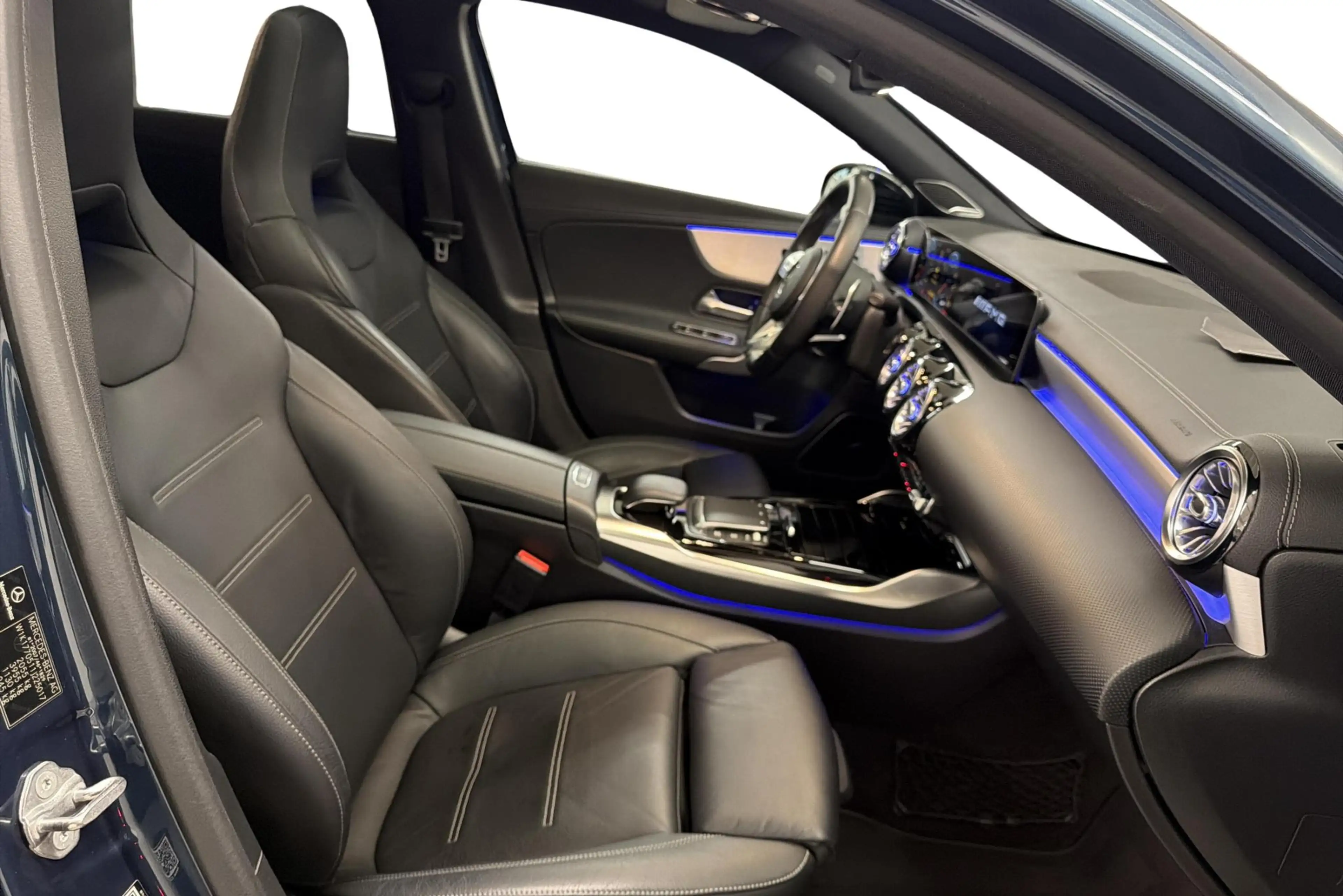 Mercedes-Benz A 35 AMG A 4MATIC — photo 6