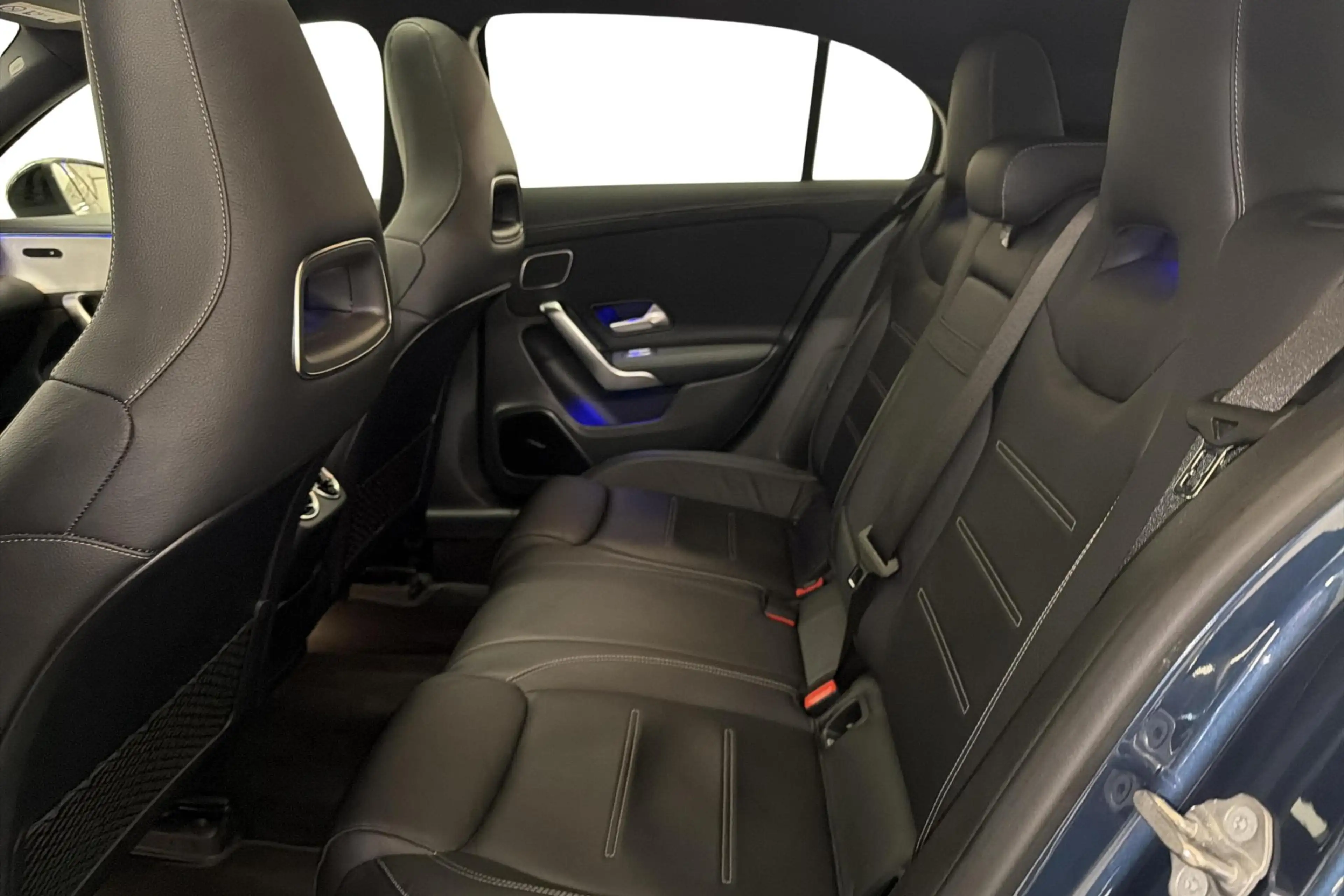 Mercedes-Benz A 35 AMG A 4MATIC — photo 7