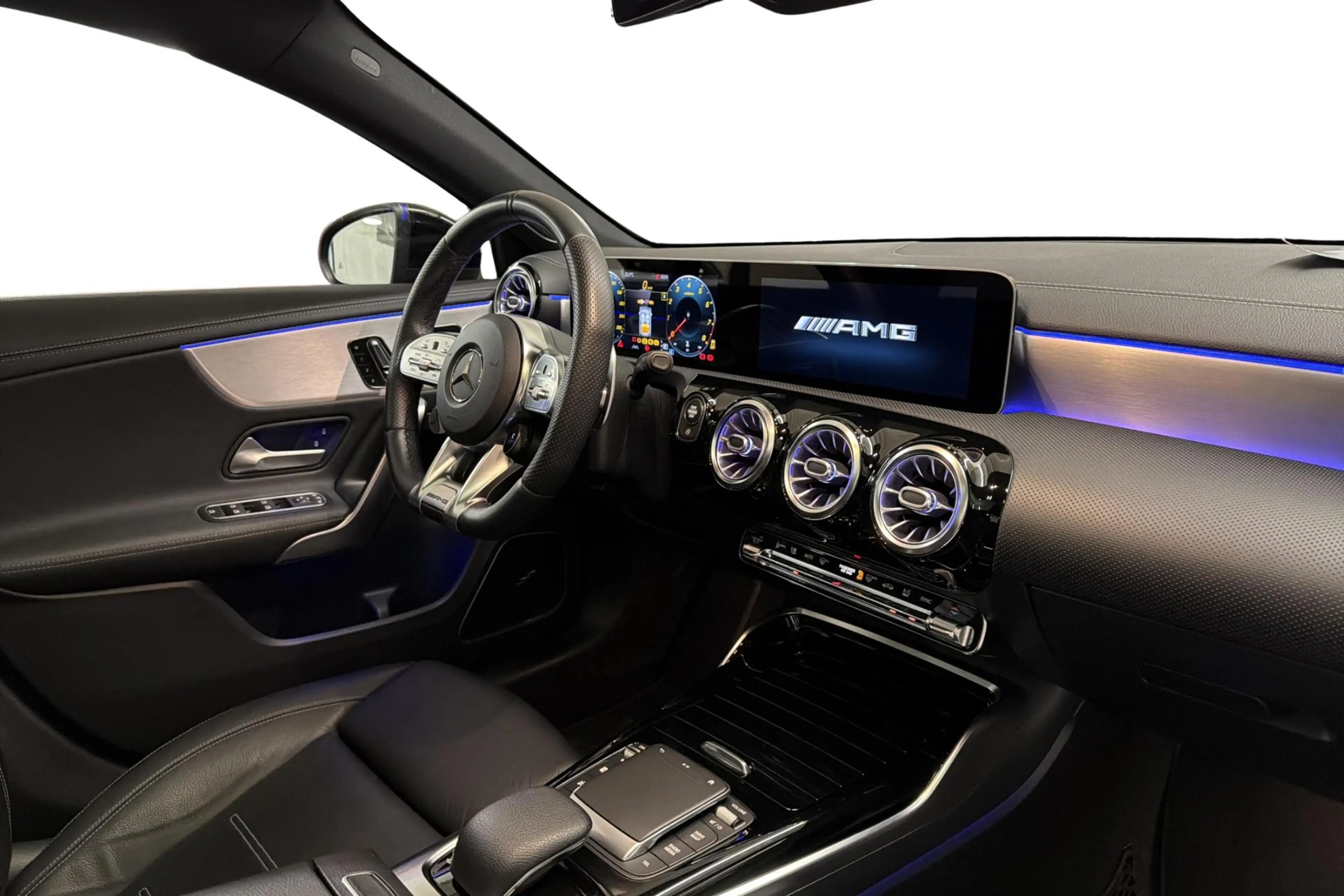 Mercedes-Benz A 35 AMG A 4MATIC — photo 5