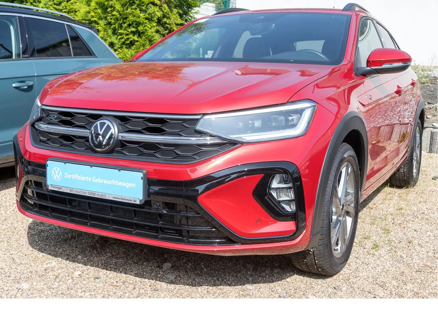 Volkswagen Taigo 1.5 TSI DSG R-LINE NAVI KAMERA SITZH Rot - 2