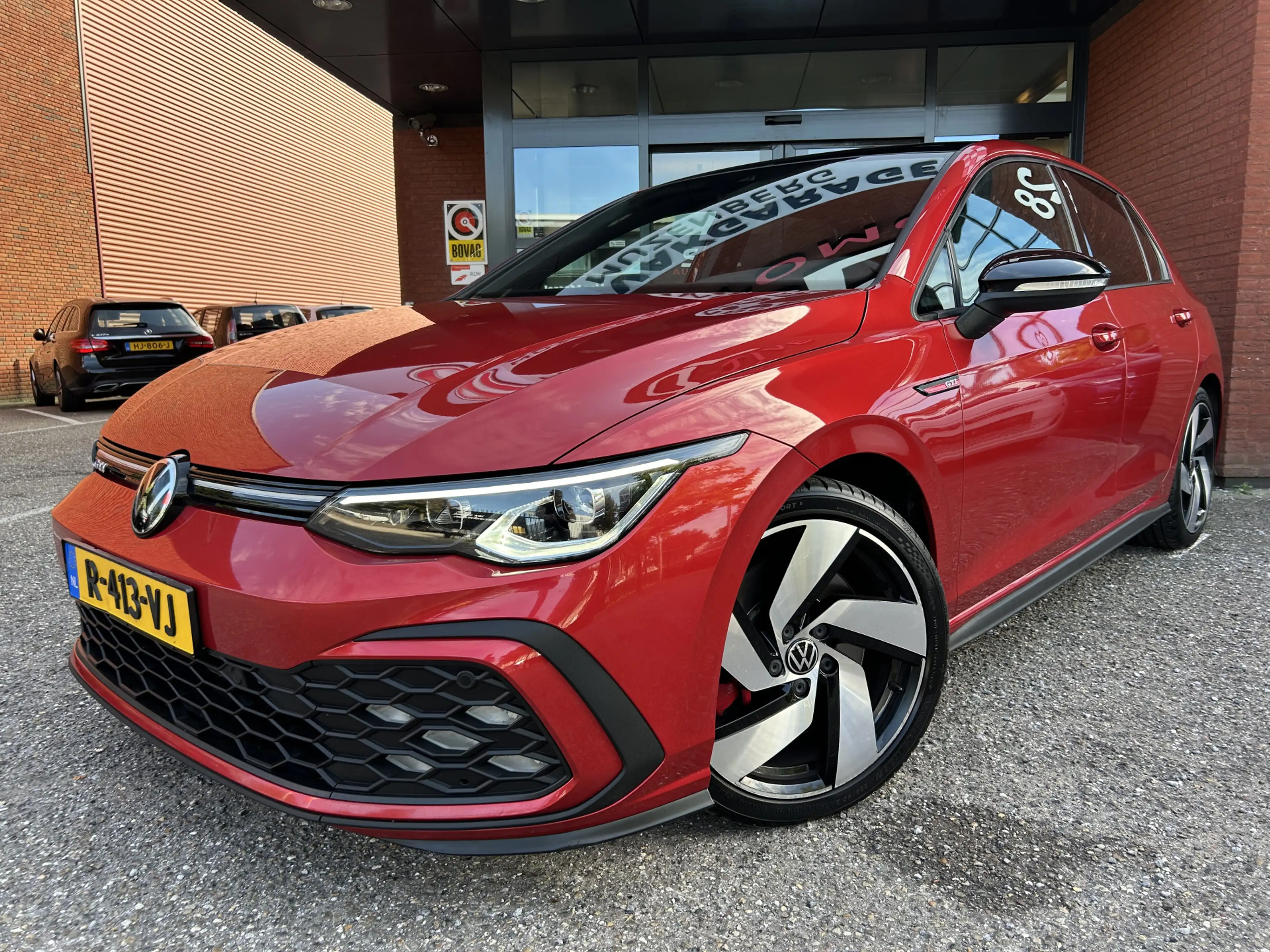 Volkswagen Golf GTI 2.0 TSI // FULL LED // SCHUIF/KANTELDAK // CAMERA — photo 2