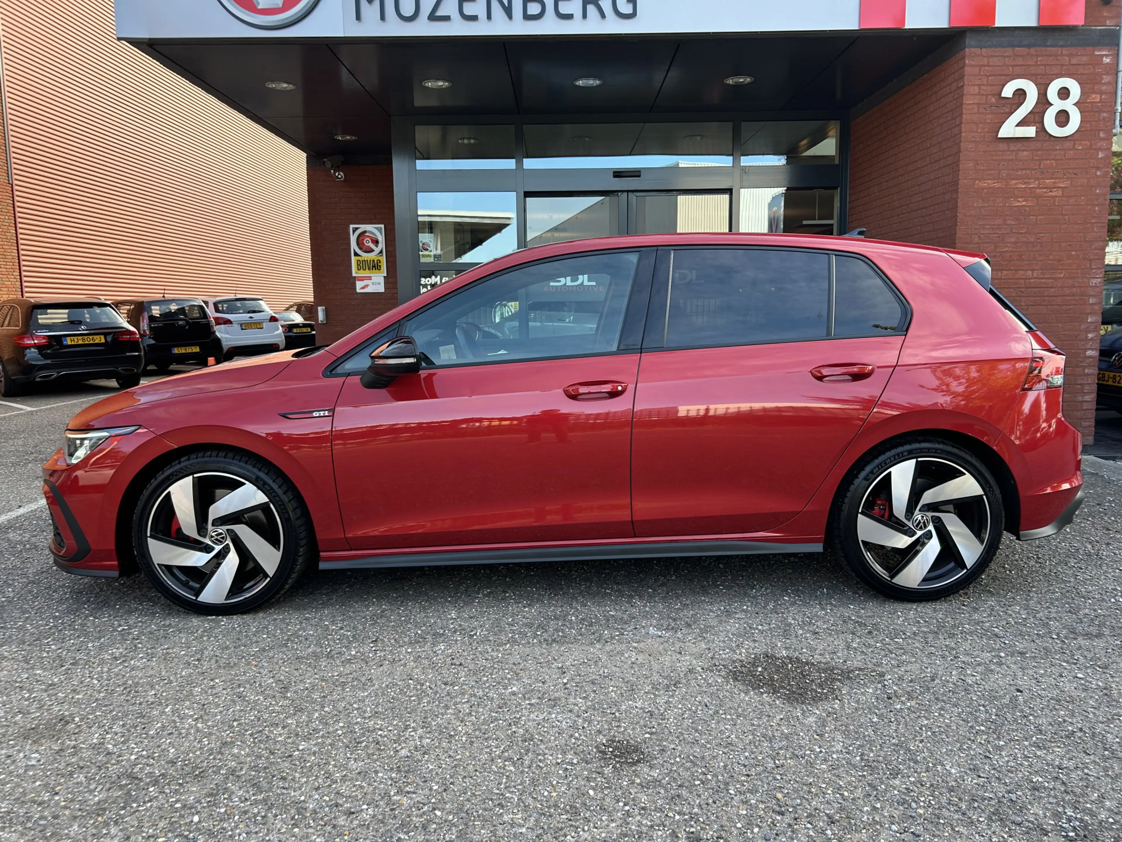 Volkswagen Golf GTI 2.0 TSI // FULL LED // SCHUIF/KANTELDAK // CAMERA — photo 4