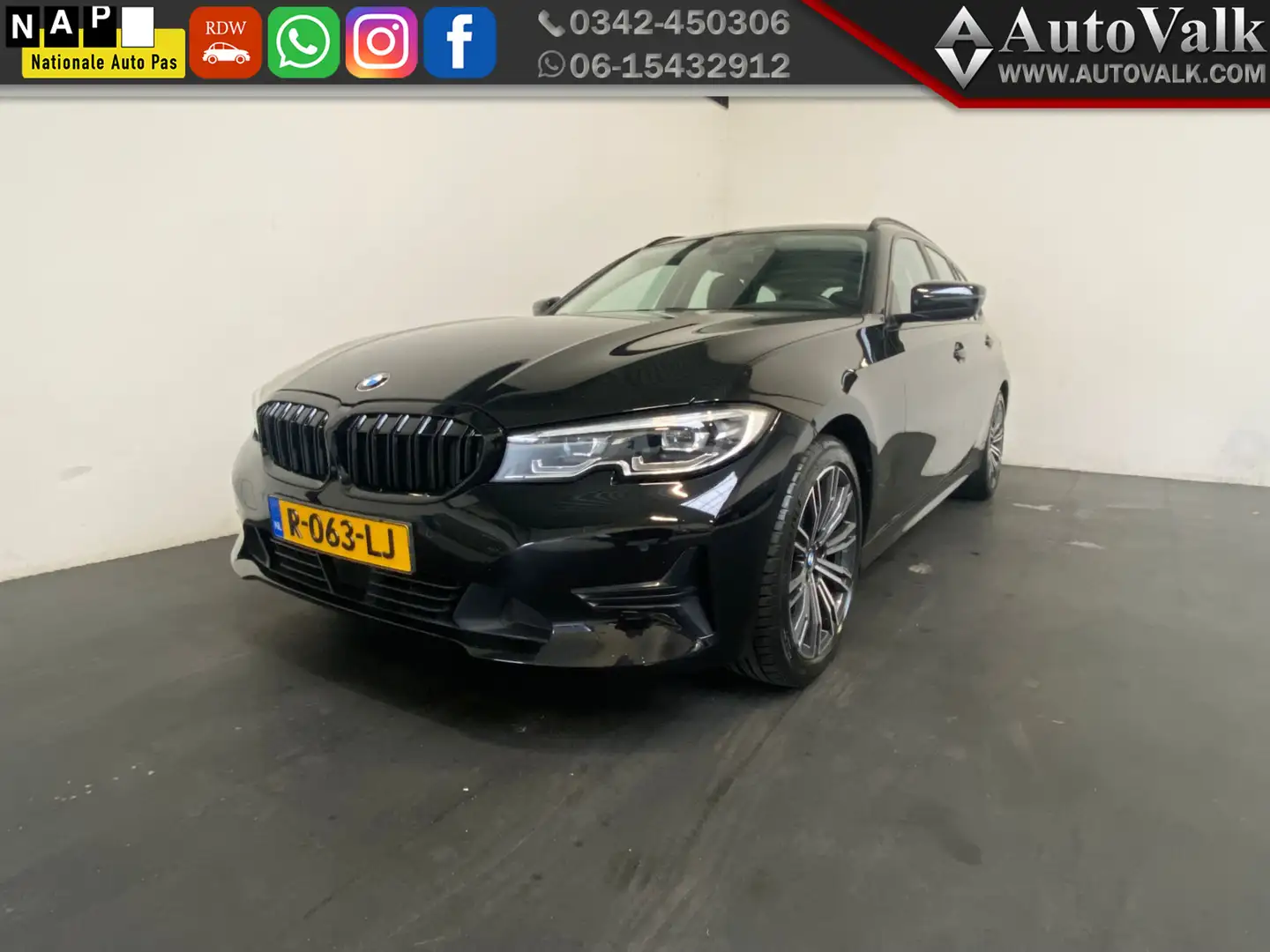 BMW 320 3-serie Touring 320i High Executive Schwarz - 1