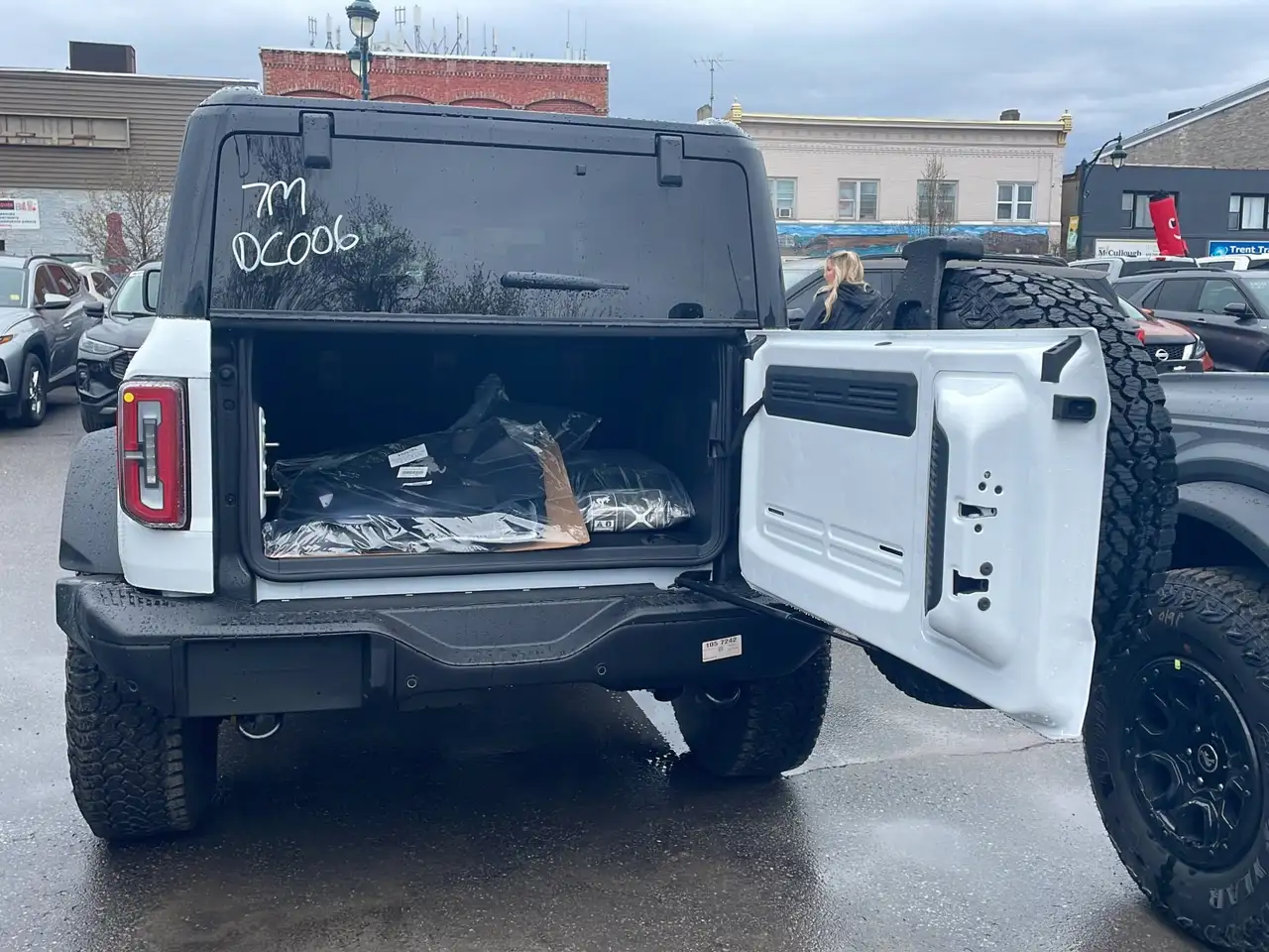 Ford Bronco снимка Ford Bronco