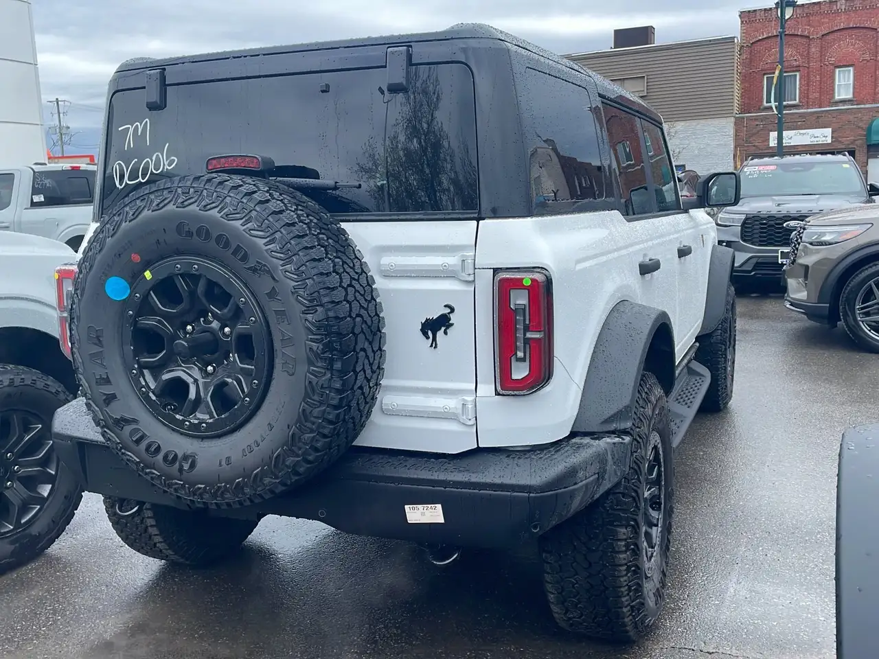 Ford Bronco снимка Ford Bronco