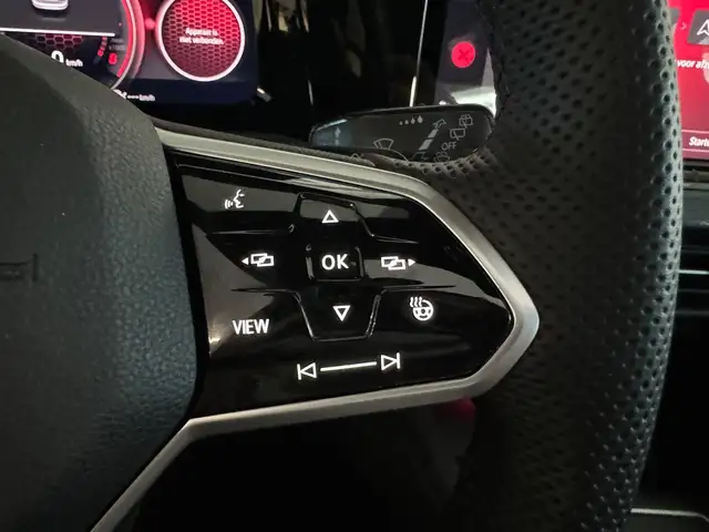 Volkswagen Golf view 10