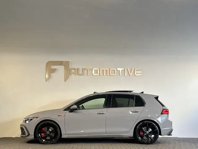 Volkswagen Golf view 9