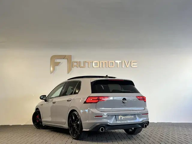 Volkswagen Golf view 5