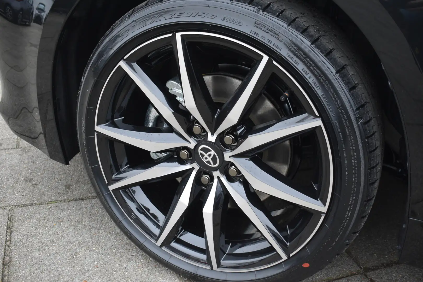 Toyota Corolla Hybrid 180 GR Sport Automaat 178pk | BSM | PDC | S Noir - 2