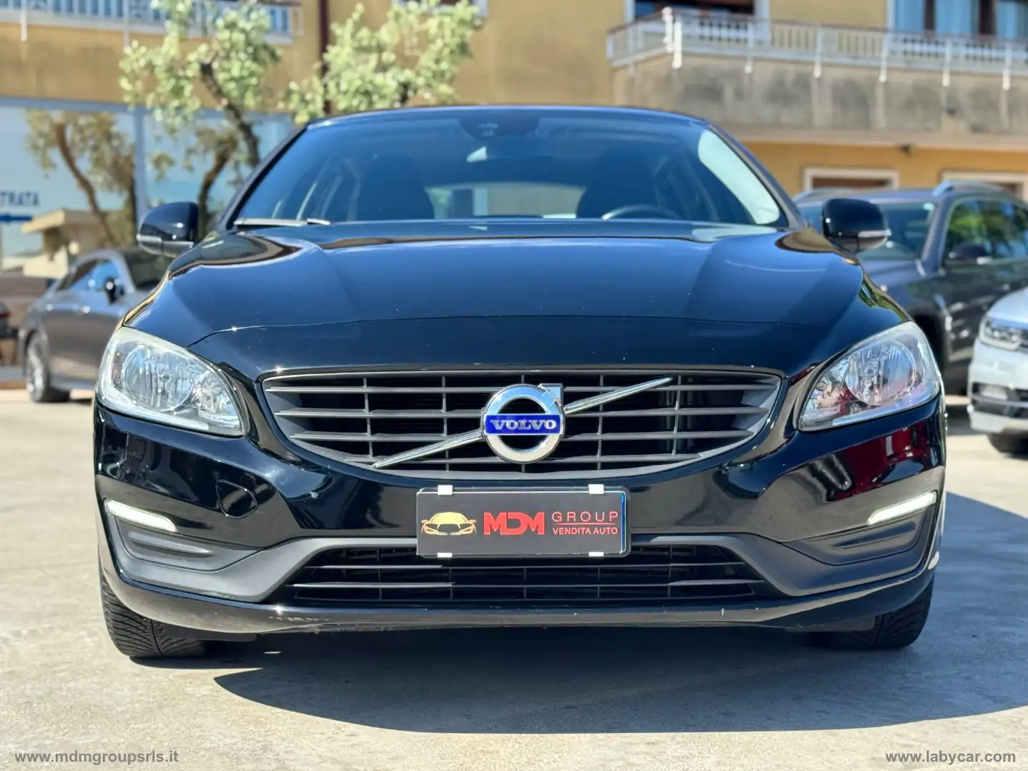Volvo V60 D3 Geartronic Summum Noir - 2