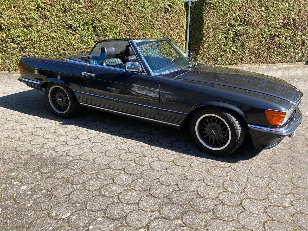 Mercedes-Benz SL 300