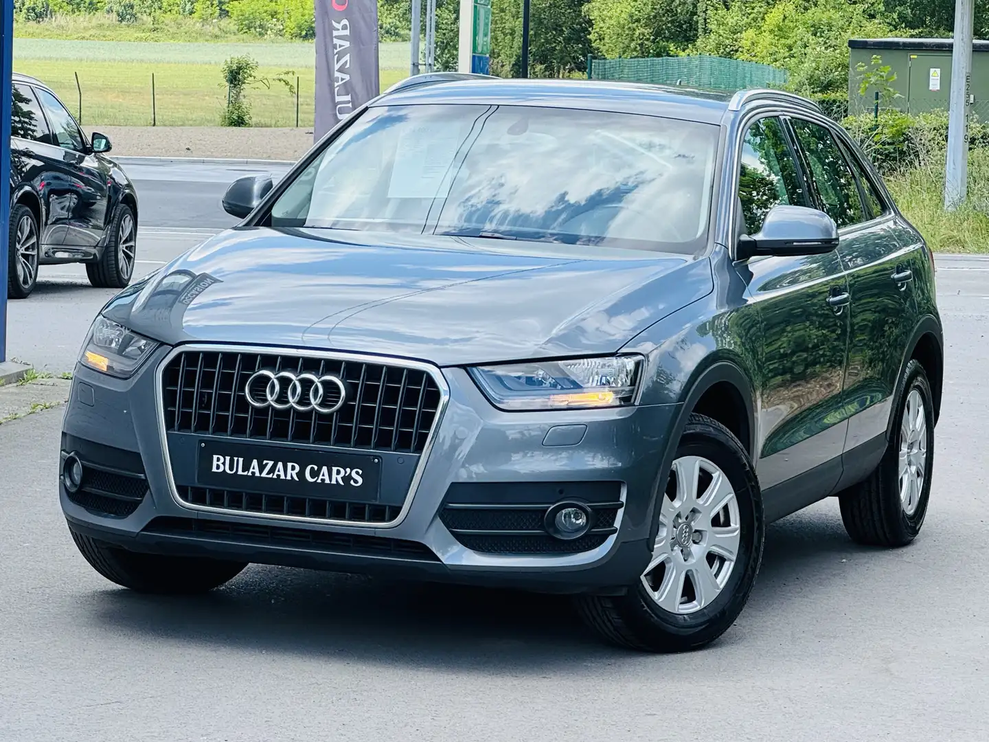 Audi Q3 2.0 TDi*72000KM*CARNET*CLIM*1 ER MAIN*GARANTIE Gris - 1