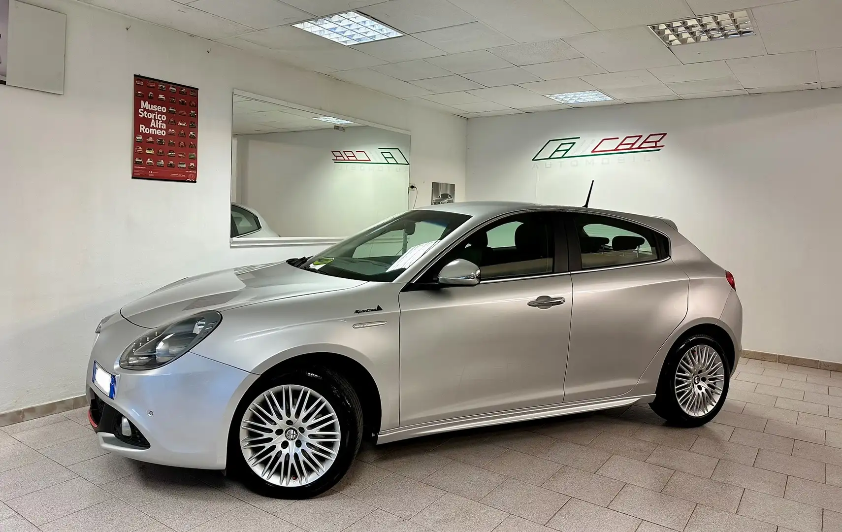 Alfa Romeo Giulietta 1.4 t. m.air Exclusive 170cv E6 57.000km Argento - 2