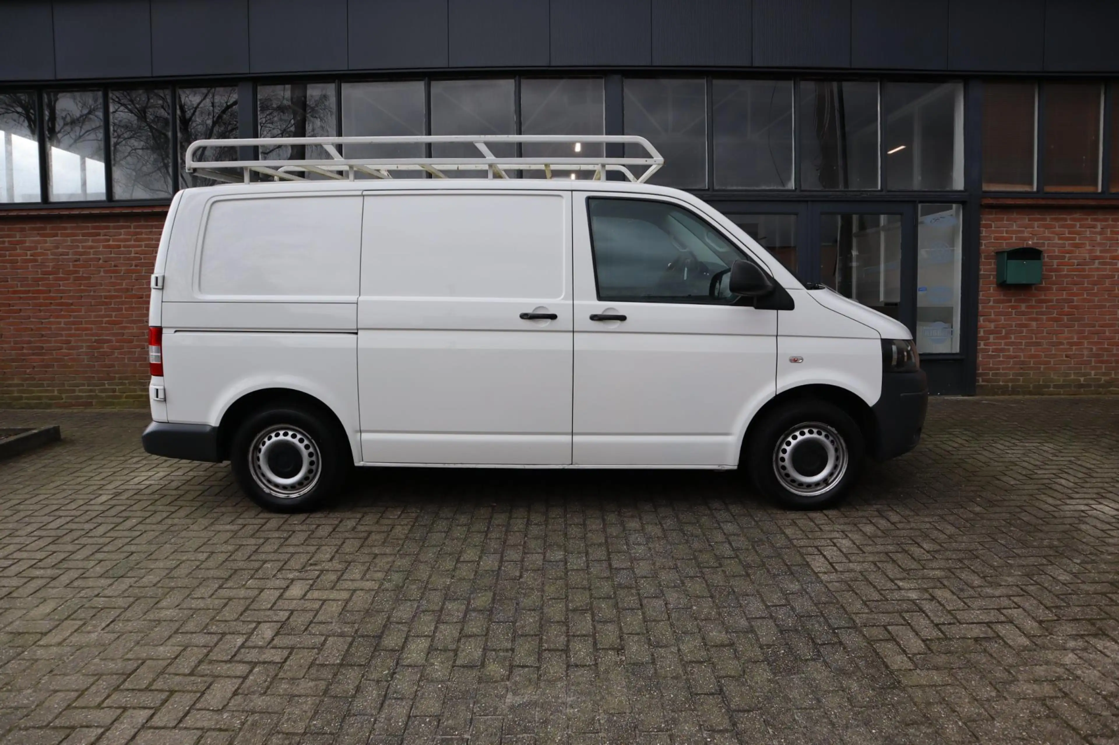 Volkswagen Transporter 2.0 TDI L1H1 T800, Airco, Facelift — photo 4