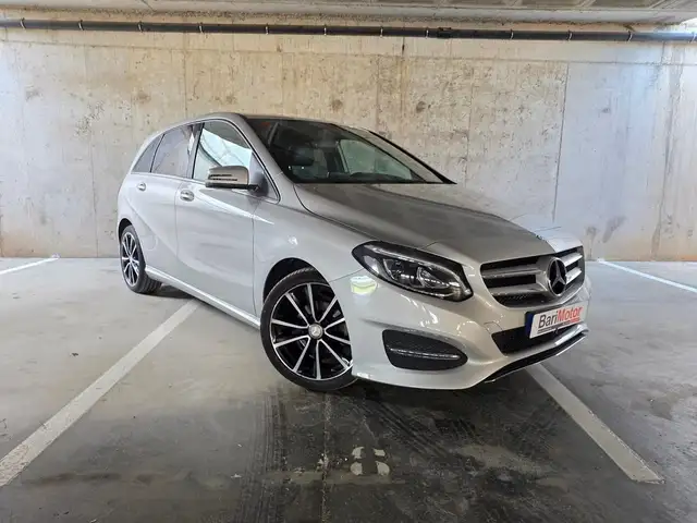 Mercedes-Benz B 180 d