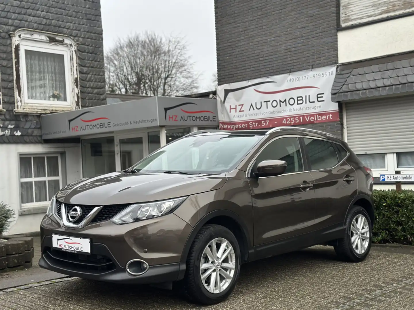 Nissan Qashqai Acenta *NAVI*CAM*AHK*PANO*SPURHALTE*SHZ - 1