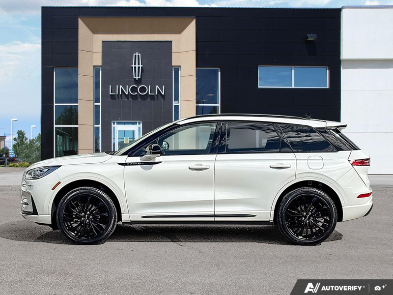 2026 Lincoln Corsair Reserve - Navigation,  Heated Steering Wheel,  Coo — photo 1