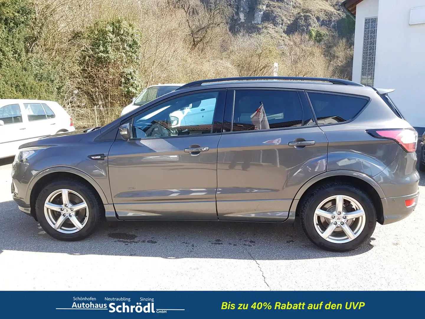 Ford Kuga 1.5 EcoBoost ST-Line 4x4 Start/Stopp 134 kW (18... Grau - 2