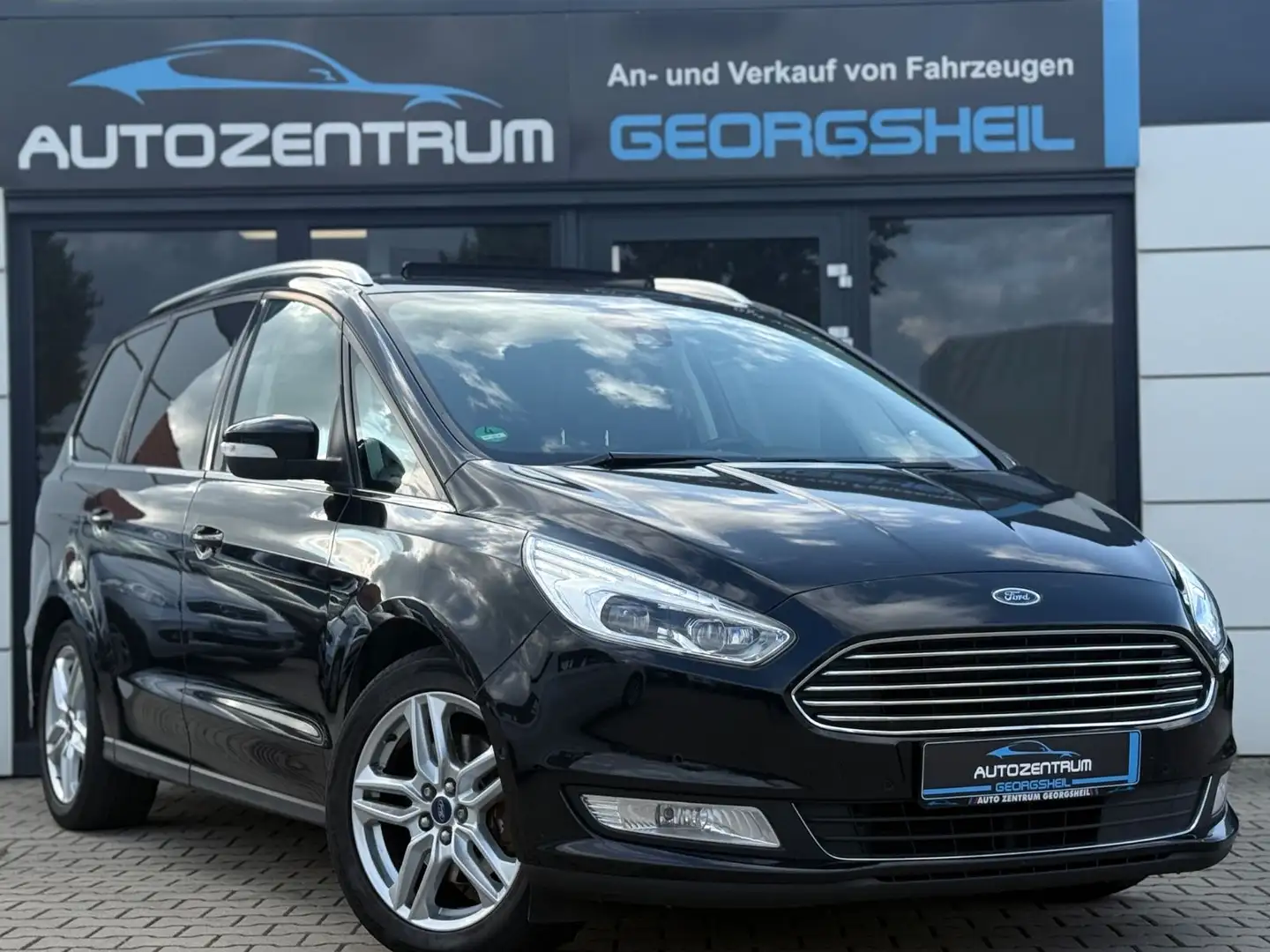 Ford Galaxy Titanium-7-Sitzer-Panorama-ACC-R-Cam Negru - 1