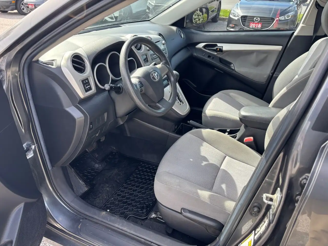 Toyota Matrix снимка Toyota Matrix