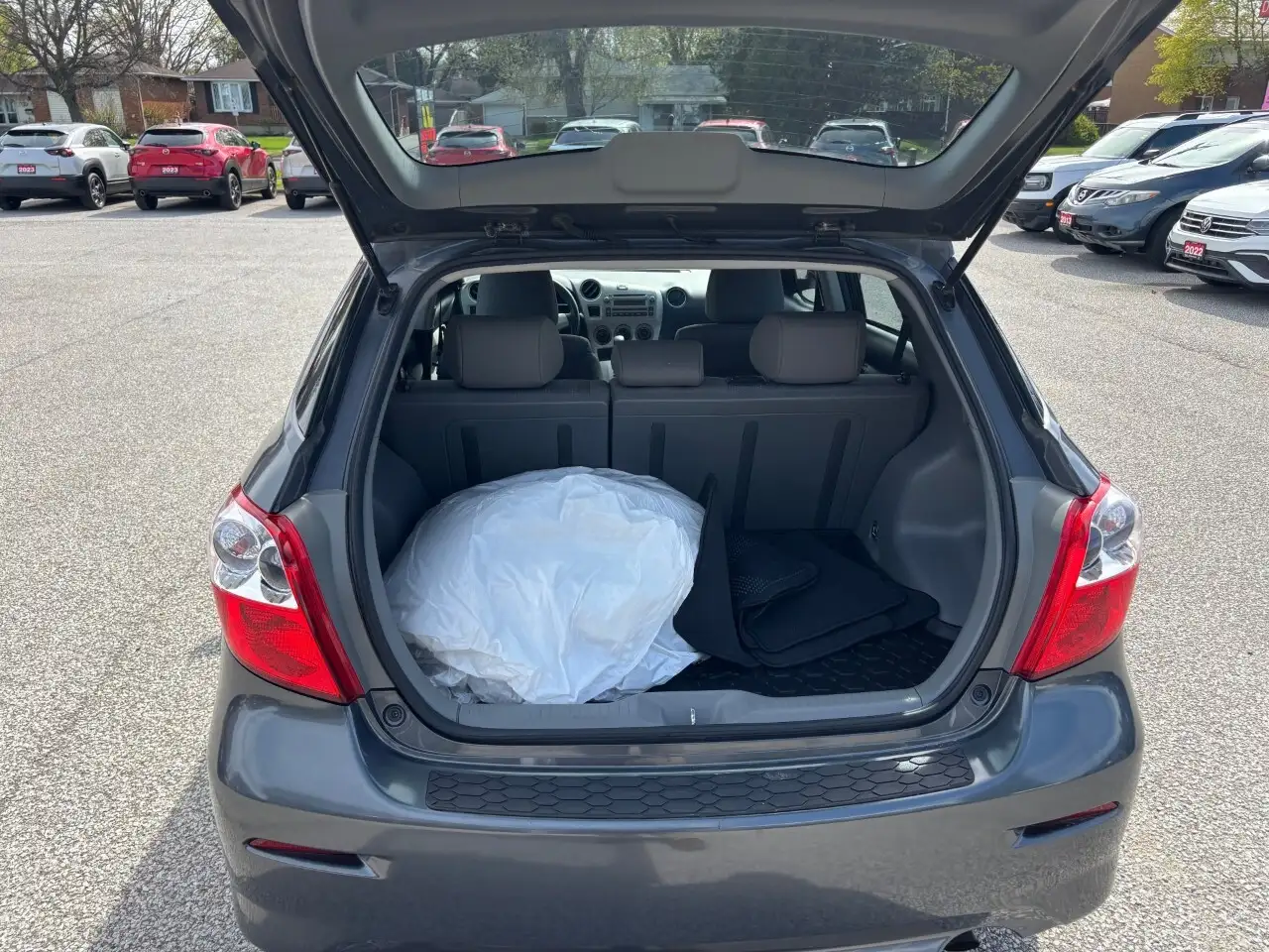 Toyota Matrix снимка Toyota Matrix