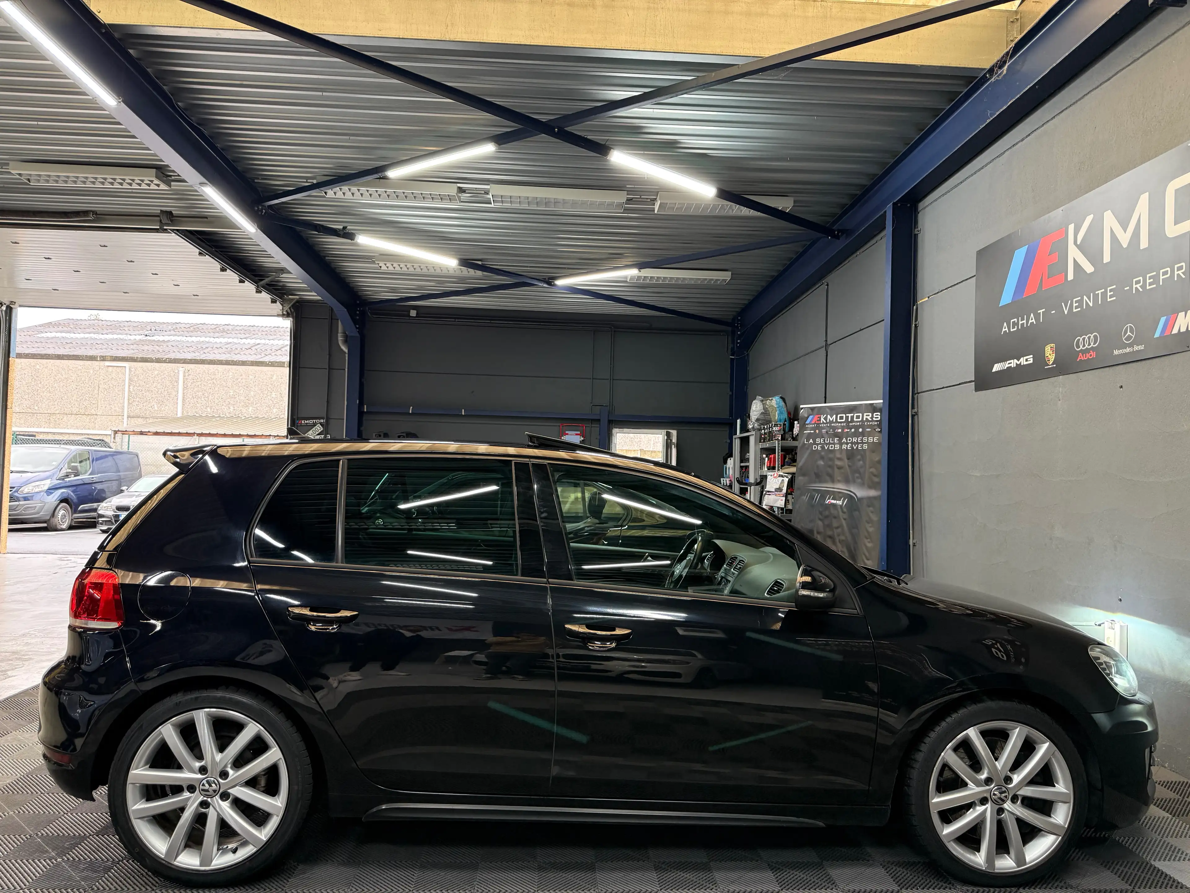 Volkswagen Golf GTD °BI-XENON°NAVI°DSG°FULL OPTIONS — photo 6