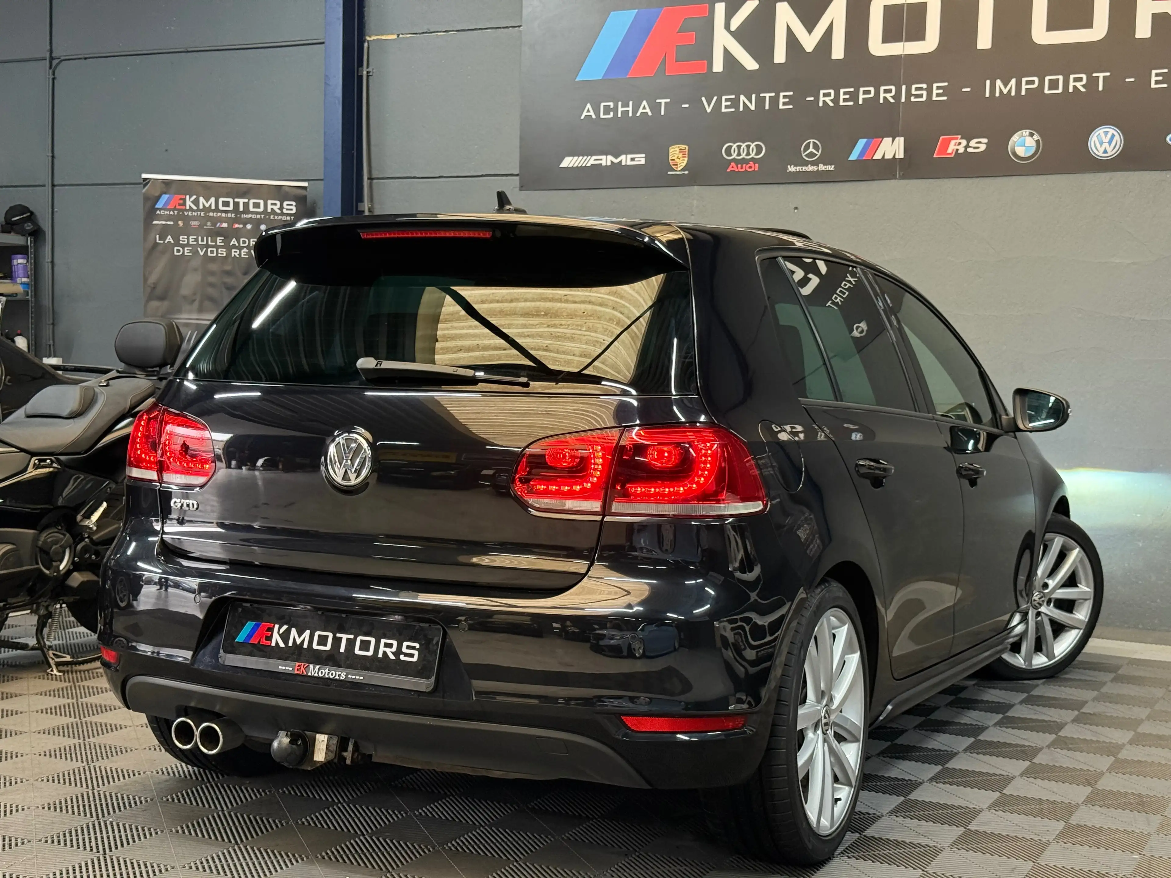 Volkswagen Golf GTD °BI-XENON°NAVI°DSG°FULL OPTIONS — photo 3