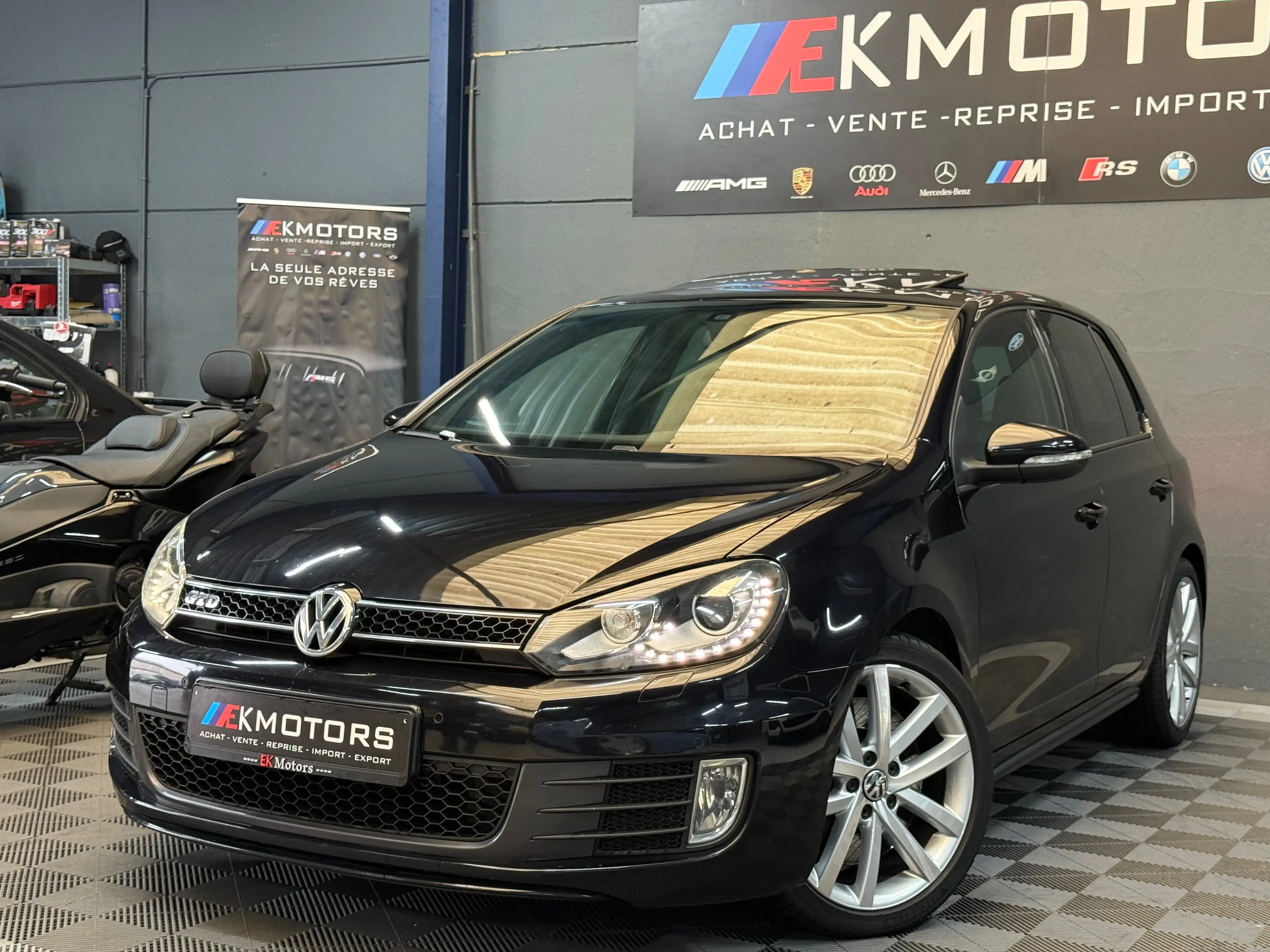 Volkswagen Golf GTD °BI-XENON°NAVI°DSG°FULL OPTIONS — photo 2