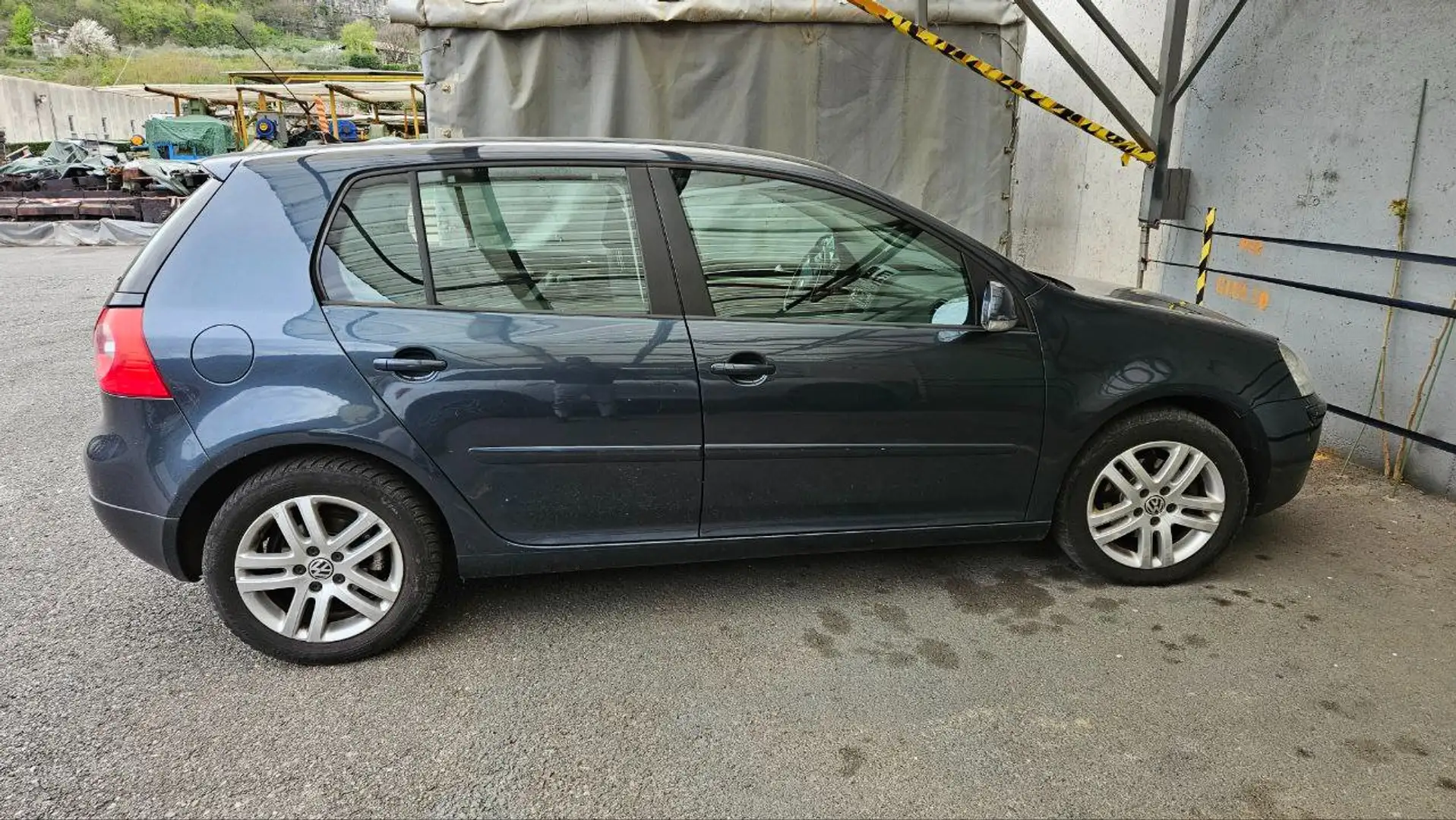 Volkswagen Golf Golf V 2003 5p 1.6 United Blu/Azzurro - 1