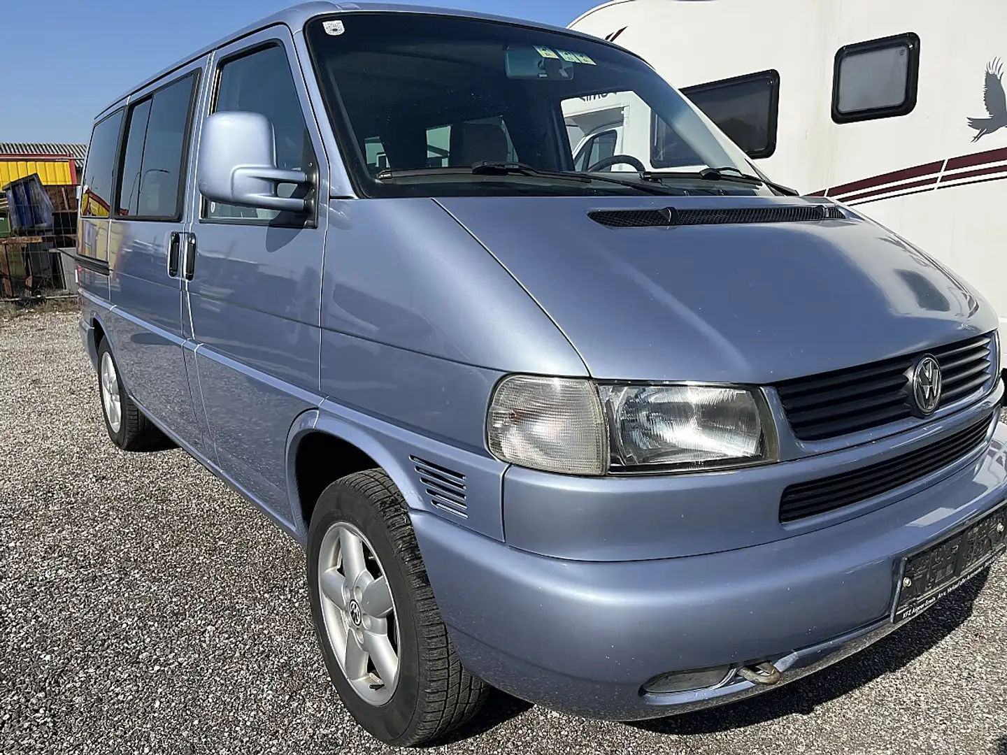 Volkswagen Sonstige Caravelle 2-3-3 Comfortline 2,5 TDI Grau - 2