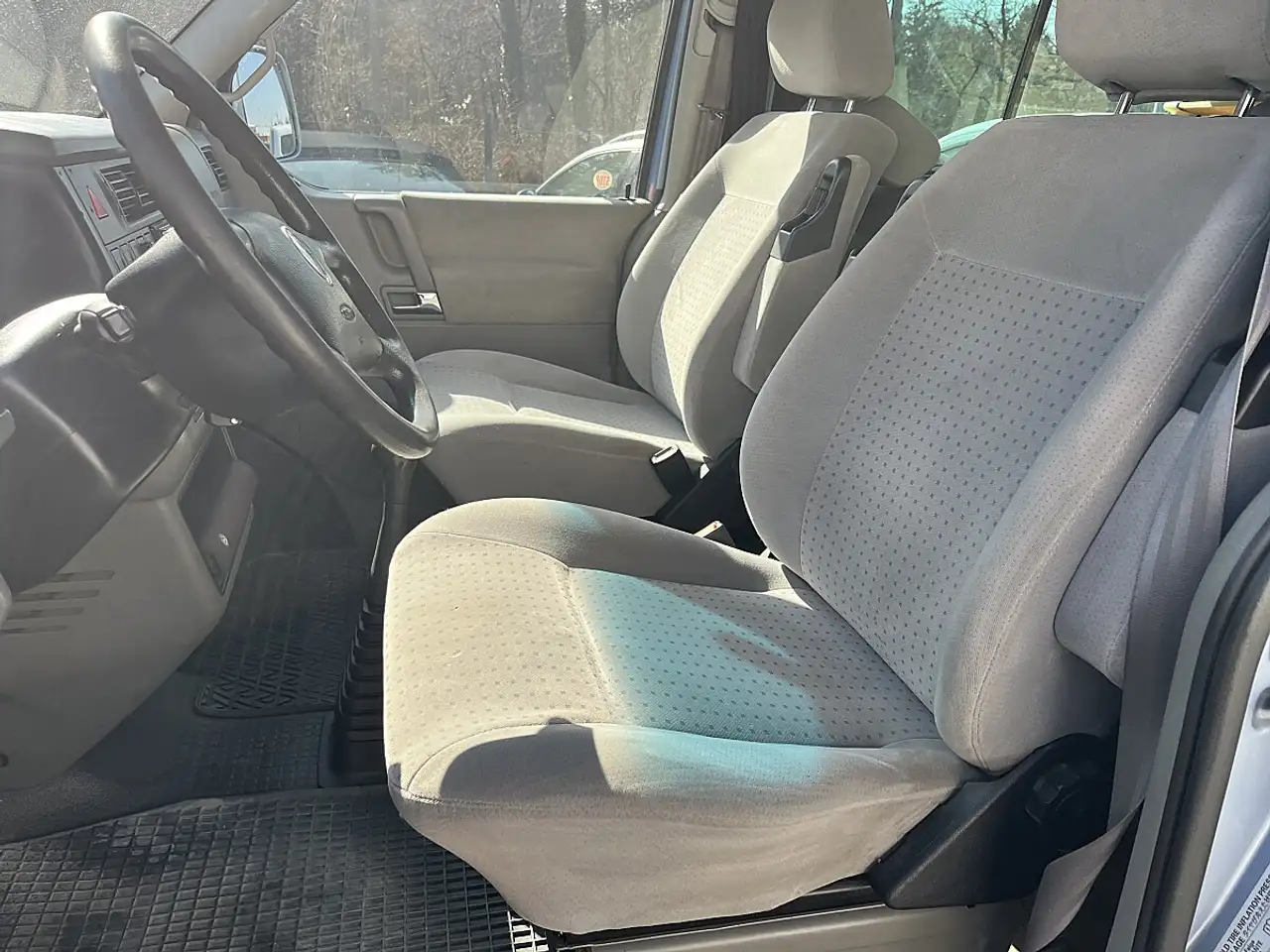 Volkswagen Caravelle 2-3-3 Comfortline 2,5 TDI, foto 5