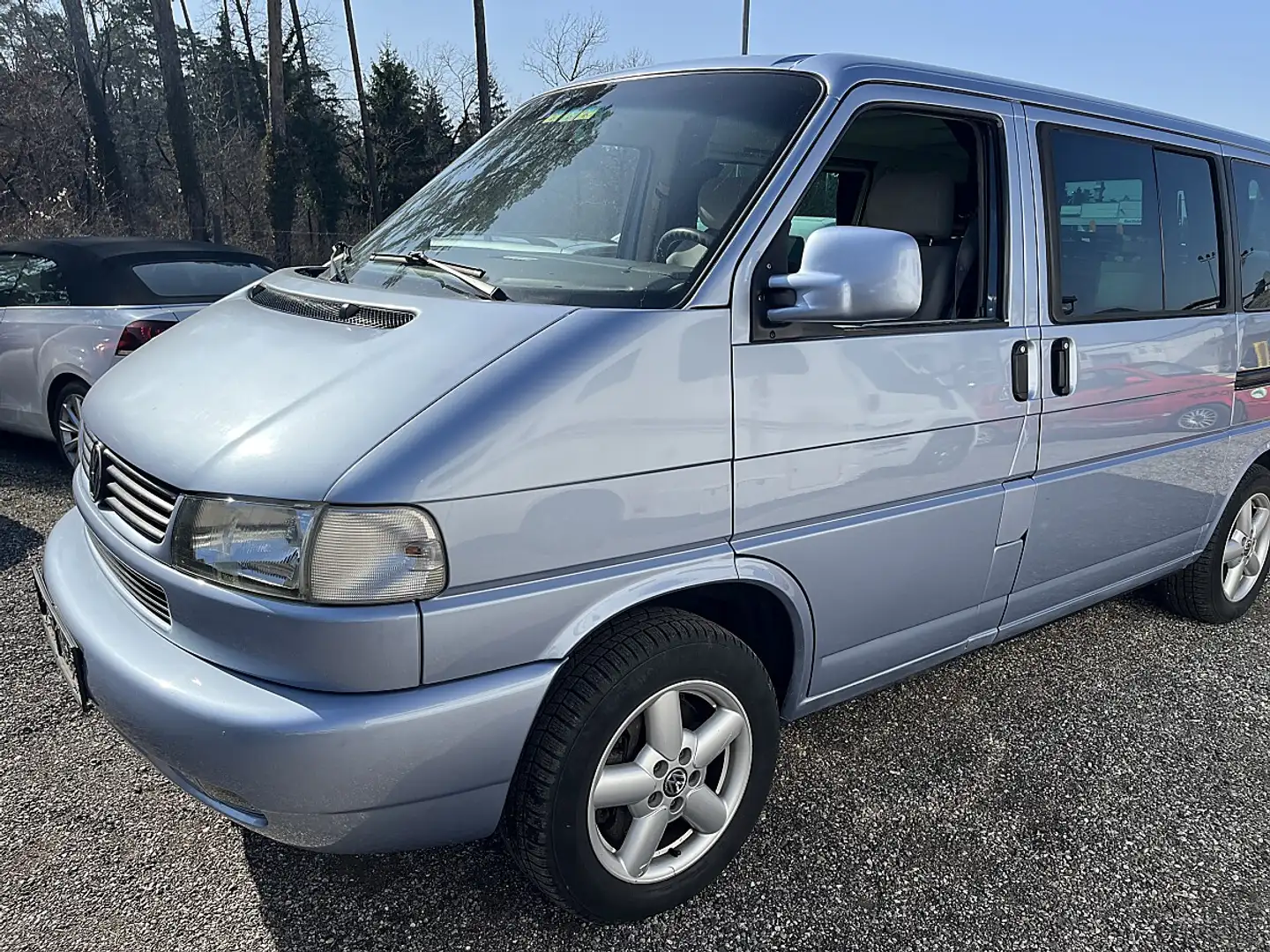 Volkswagen Sonstige Caravelle 2-3-3 Comfortline 2,5 TDI Grau - 1