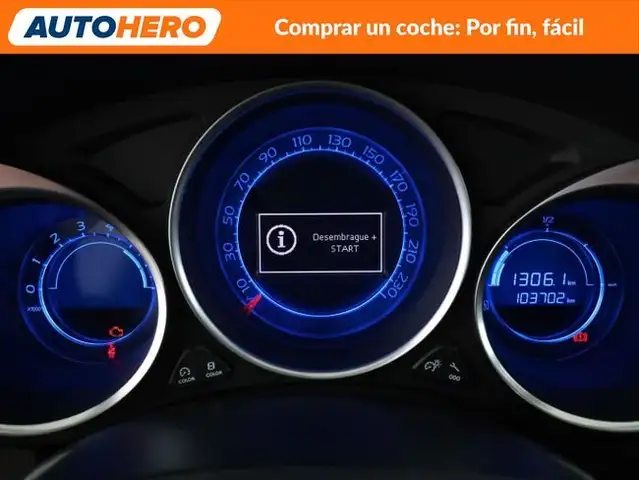 DS Automobiles DS 4 view 26