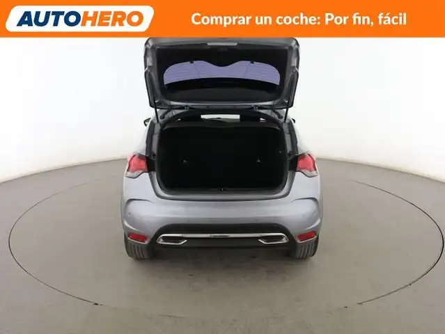 DS Automobiles DS 4 view 17